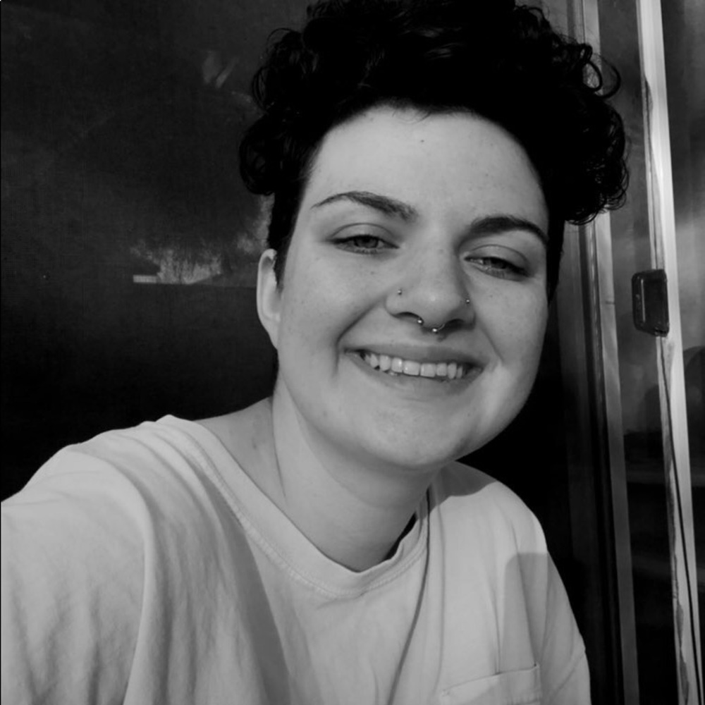 Meet your Posher, Alyssa